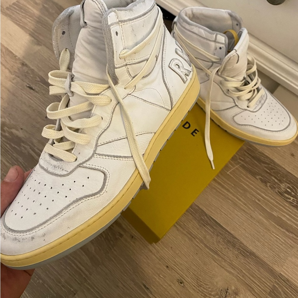 Rhude Rhecess Hi Top. Size 9. Never worn with box and extra laces